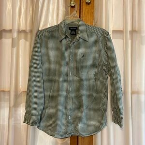Nautica boys size 16/18 green striped button-down shirt
